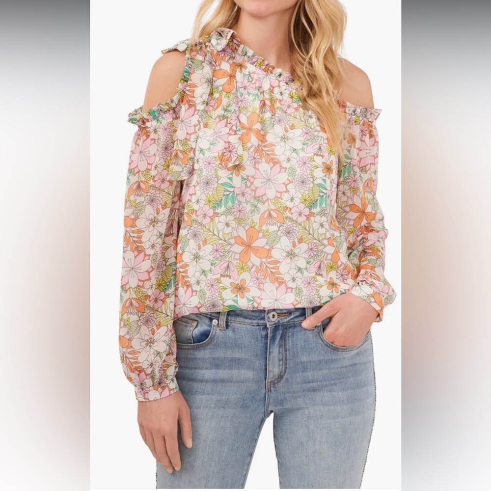 🛍️NWT CeCe XS Floral Cold Shoulder Long Sleeve Top